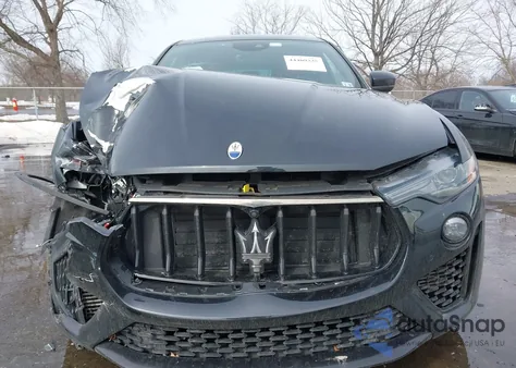 2022 Maserati Levante Modena z USA, uszkodzony, nr VIN ZN661YUM8NX402266